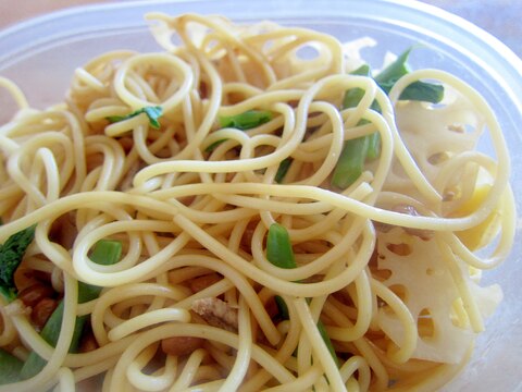 納豆蓮とツナといんげんレタスパスタ